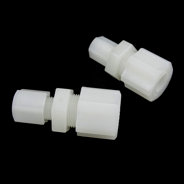 PVDF 异径活接头连接器