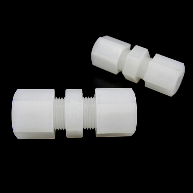 PVDF 两通连接器