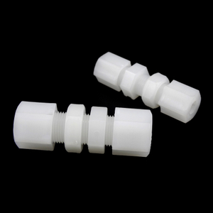 PVDF 穿板接头
