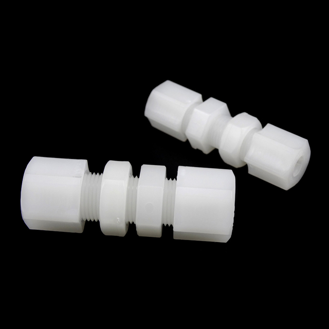 PVDF 穿板接头
