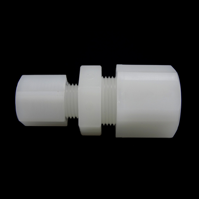 PVDF 异径活接头连接器
